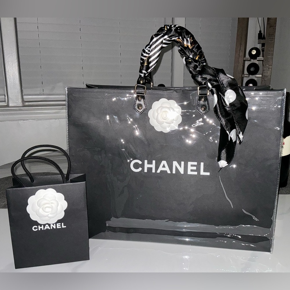 CHANEL Large Shopping Bag Tote